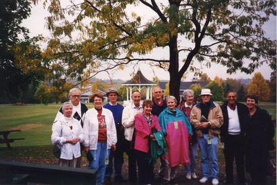 Pittsford Reunion - 1995
L to R: Marie and Don Burns, `53; Barbara and Harold Smith, `53; Milan and Joanne Krchniak, `53; Harold and Kate Loucks Johnson, `51; Marece "Mo" and Ray Gibb, `53; Tom Benenati, `53 and Vivian Schiro Benenati, `56
