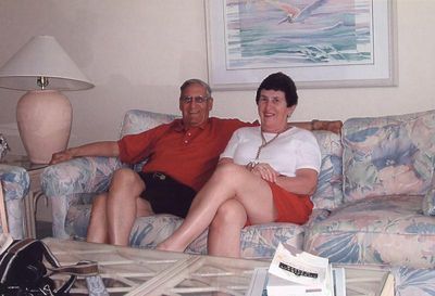 2004 Fort Meyers Beach February Mini Reunion of `53
Tom and Vivian Schiro Benenati
