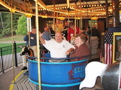 Cooperstown 2007 Finnens
Finnens at the Carousel
