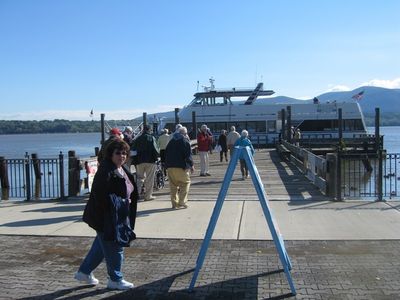 2010 Tours Boat
At the boat.  Pride of the Hudson, Newburgh, NY
2-hour cruise with lunch on board to West Point and back
