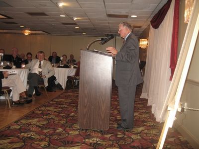 Saturday Banquet
Carlton Coulter, President of Potter Club, 1934-1935, talks at Open Mike about the early days of the organization.  

His recorded comments are elsewhere on the web site under Reunion 2011.
