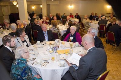Saturday Banquet
Guest Table:
Clockwise from lower left:
Gloria M. Potter, Potter Niece by marriage; Matthew Potter, Great Grand Nephew; Susan Potter Mintzer, Grand Niece; Paul Ward, 53, Recipient of the Potter Man of the Era Award; Doris Vater Ward, 52; Geoff Williams, UAlb Archivist; Lee Serravillo, Exec. Dir., UAlb Alumni Association 
