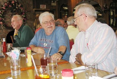 2007 Albany Luncheon at 76 Diner, Latham 4 Presidents Attend, November 13
L to R: Peter McManus; Ted Bayer; and Fred Culbert
