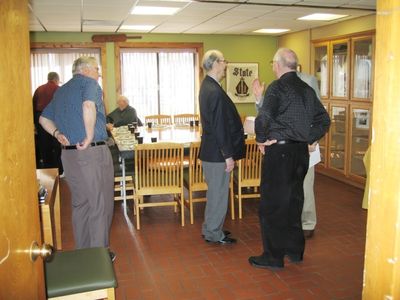 2008 Albany Luncheon at Potter Room, Alumni House April 08
From the entrance to Potter Memorial Room: L to r: Paul Ward; Bob Umholtz, (seated at table at rear);Ken Doran; Bob Lanni; and Howard Lynch (hidden behind Lanni)
