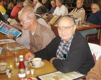 2007 Albany Luncheon at 76 Diner, Latham 4 Presidents Attend, November 13
L to R: Tom Yole and Milan Krchniak
