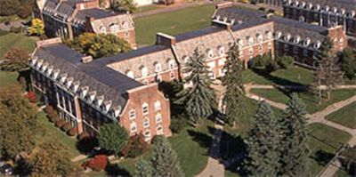 Potter House 7 - Waterbury Hall,, University at Albany
Waterbury Hall, on the Downtown Quad, was the last residence of Potter Club 
sometime in the late 1970's and early 1980/81.  The downtown Quad, pictured below.  Waterbury fronts on Western Avenue at the left.

