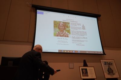 Potter Club 90th Anniversary October 15, 2021
Potter Club Talisman Rose of Friendship Award
to Loida Vera Cruz
Projection of the Plaque at the presentation 
