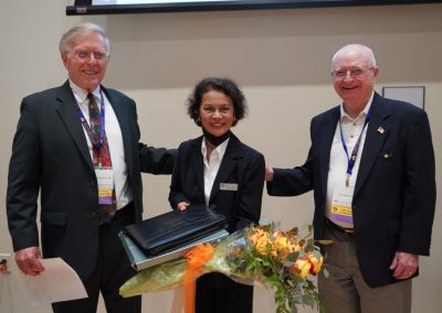 Potter Club 90th Anniversary October 15, 2021
Loida Vera Cruz, UAlbany Alumni Association, Potter Club Talisman Rose of Friendship Award recipient
Gary Penfield, `63, MC and Jack Higham, `57
