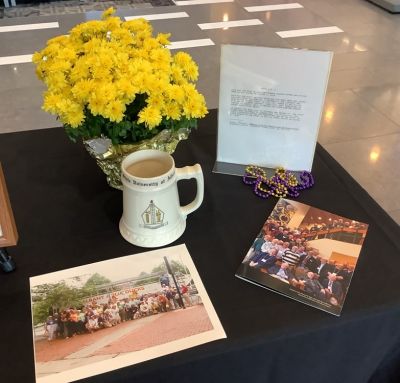 Potter Club 90th Anniversary October 15, 2021
Potter Memorabilia on Display
Many thanks to
Dick and Ann Fairbank
for their efforts assembling the display 
