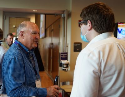 Potter Club 90th Anniversary October 15, 2021
Bob Kind, `70, Planning Committee Member greeted by Robert Schultz, UAlbany Purple and Gold Student Ambassador

